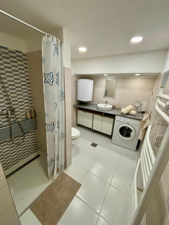 Palatoni Flat In Budapest City Center Appartement Buitenkant foto